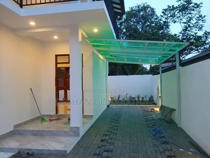 4 Bedroom 2 Story House Sale in Piliyandala