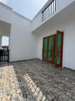 Boralesgamuwa Brand New Modern Luxury House for Sale