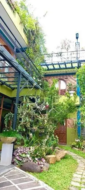 Designed Luxury Home with Rooftop Garden – Battaramulla
