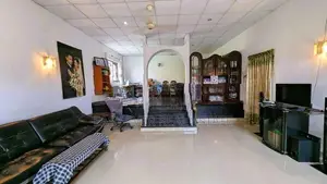 කඩවත – දෙමහල් නිවස සහිත වයාපාරික ඉඩම /HS 12551