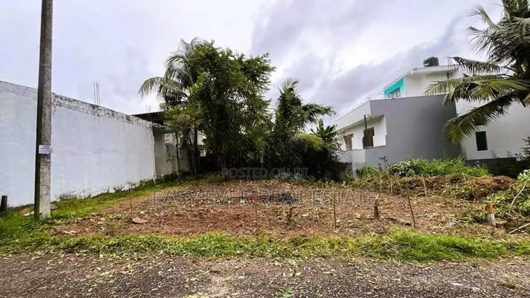 “පිළියන්දලින් සුපිරි Land එකක් / ER 13238
