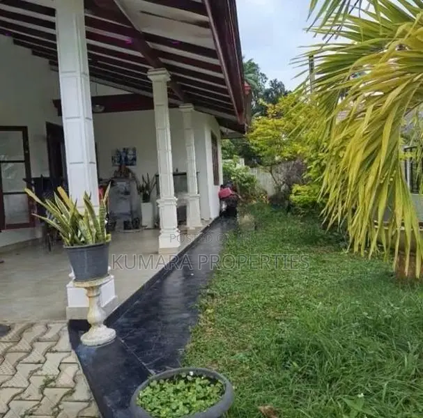 Brand New House for Sale – Colombo–Horana Road