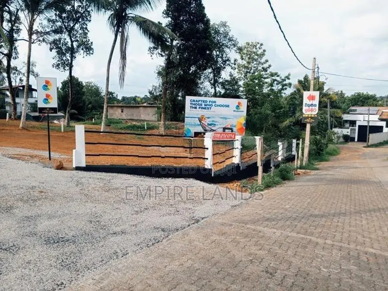 Malabe Thunadahena Junction Land for Sale Super Luxury Plots