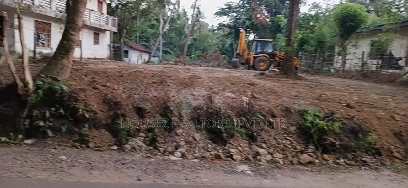 Prime Residential Land for Sale – Peter Kiringoda Mawatha, Karapitiya