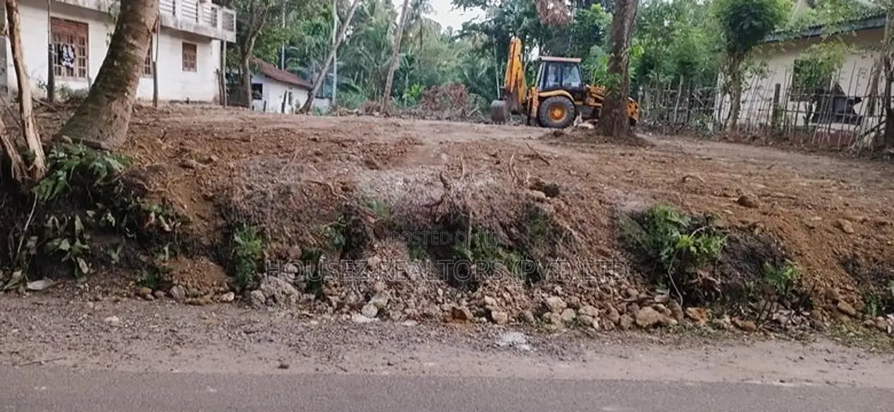 Prime Residential Land for Sale – Peter Kiringoda Mawatha, Karapitiya