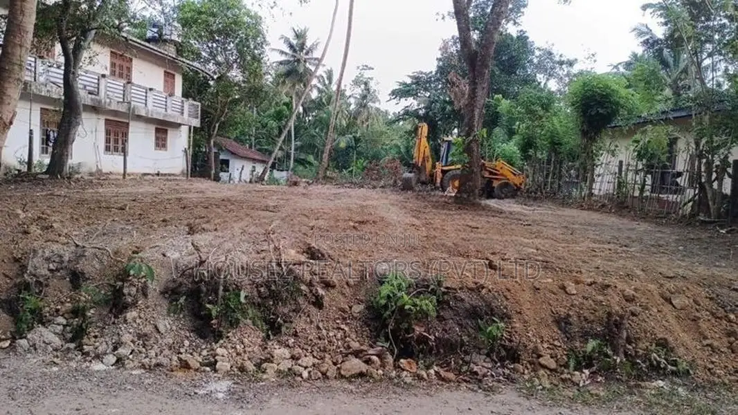 Prime Residential Land for Sale – Peter Kiringoda Mawatha, Karapitiya