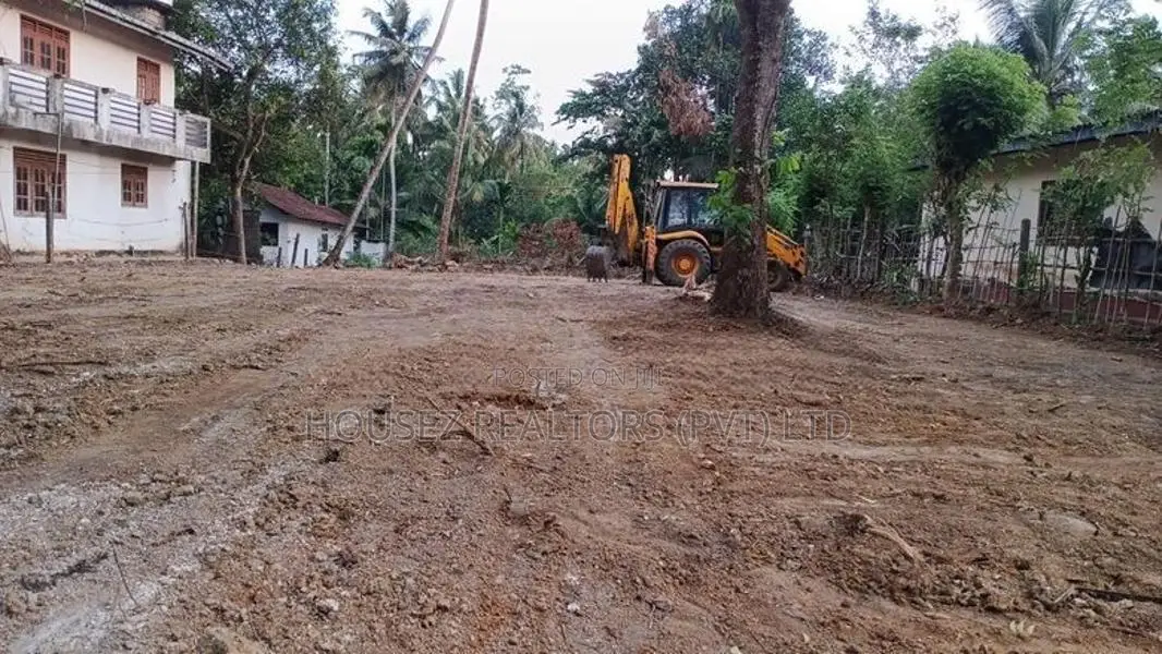 Prime Residential Land for Sale – Peter Kiringoda Mawatha, Karapitiya