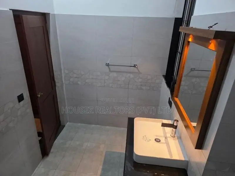 Brand New Luxury House for Rent in Kochchikade, Negombo