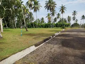 Land in Katunayaka