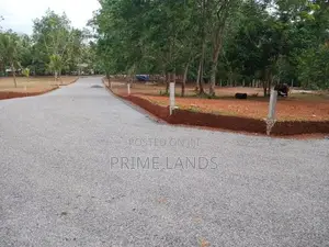 Land in Diuwlapitiya