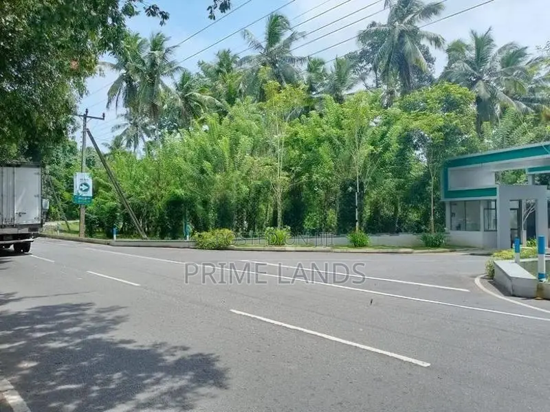 Land for Sale in Yakkala