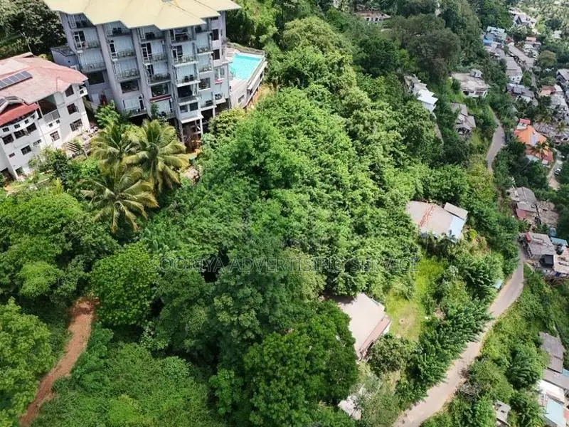 Luxury Villa Land with Mahaweli River Views