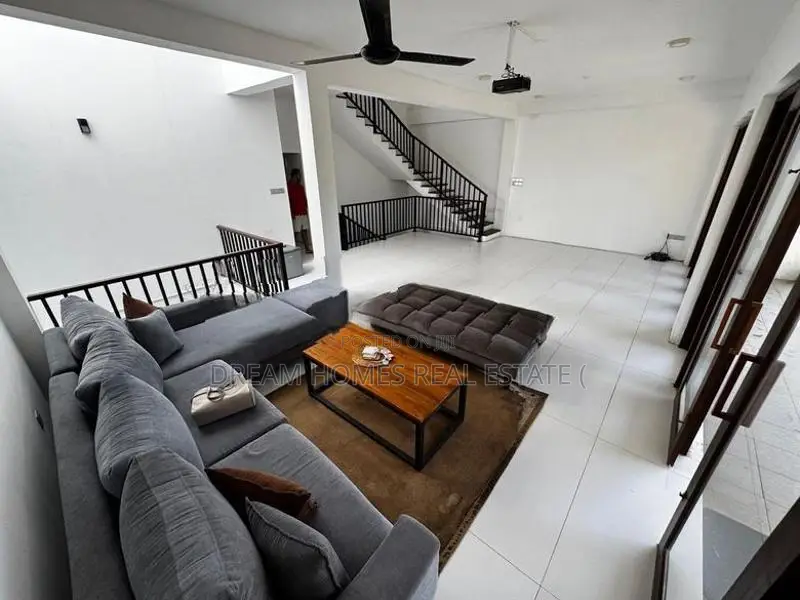 Spacious 3-Storey Fully Furnished House for Rent – Moratuwa