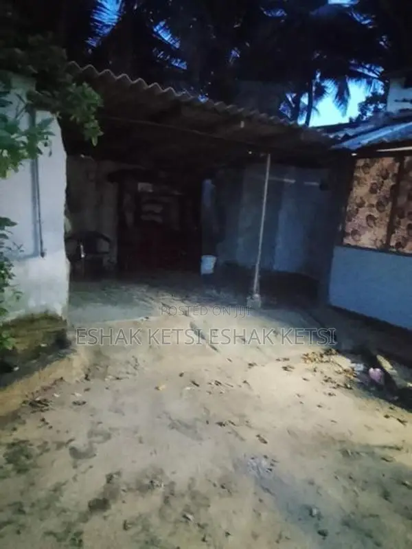 Vidu Kani Vitpanaikku - Jaffna
