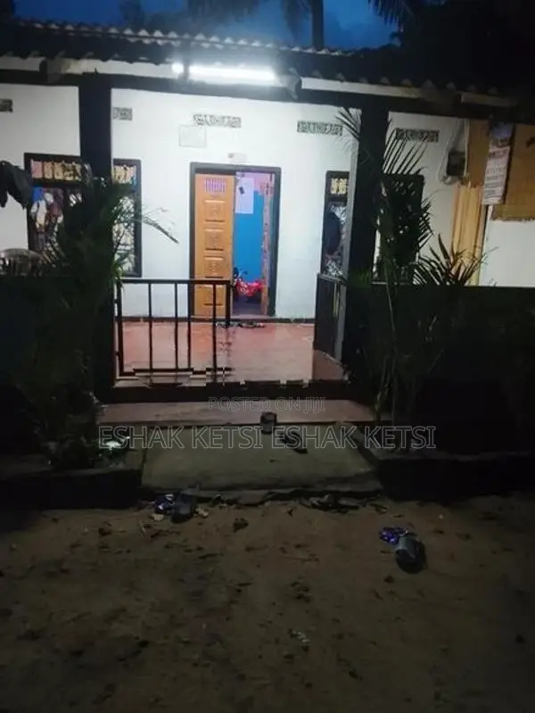 Vidu Kani Vitpanaikku - Jaffna