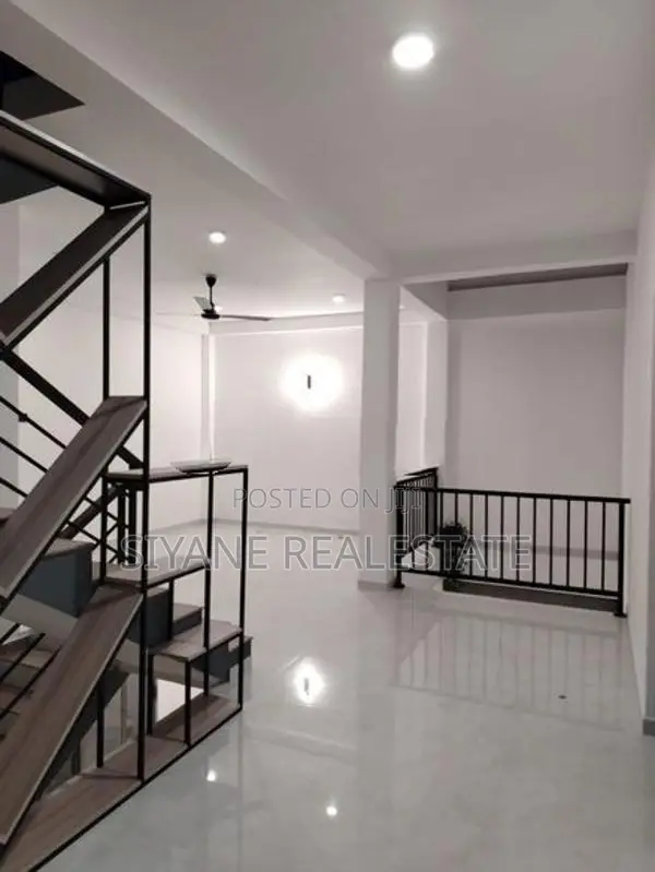Beautiful Modern Brand New House for Sale in Homagama