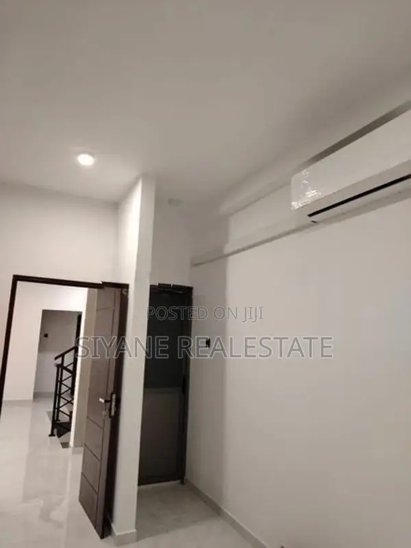 Beautiful Modern Brand New House for Sale in Homagama