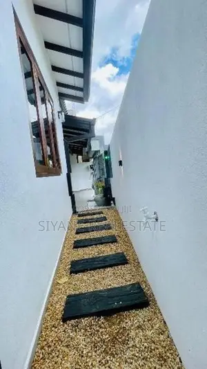 Beautiful Architecturally Designed Newly House for Sale in Athurugiriy