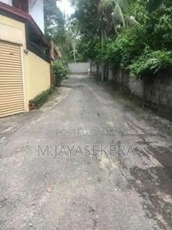 Land for Sale Battaramulla