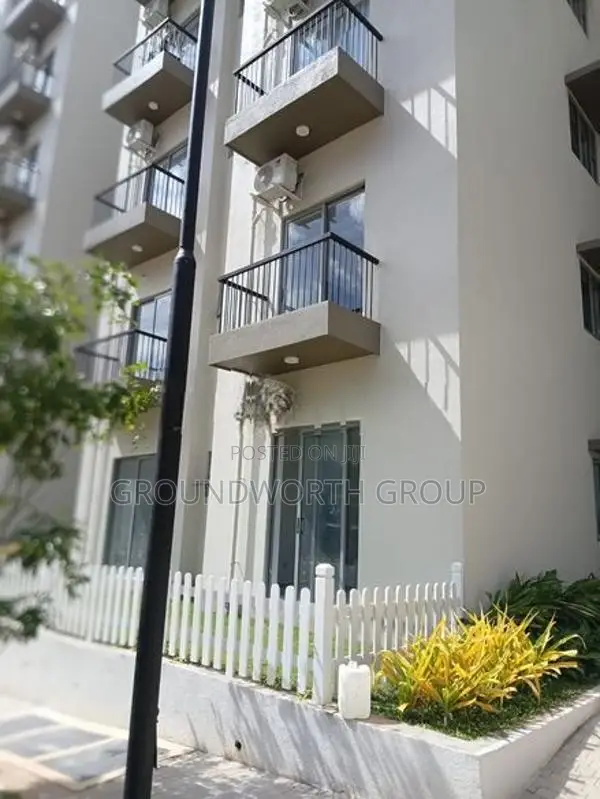 3Bed Apartment with Garden