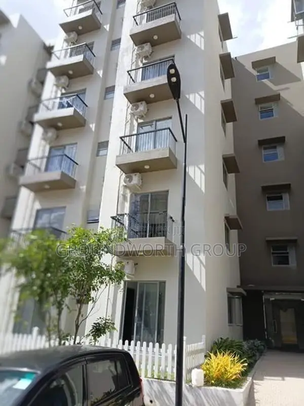 3Bed Apartment with Garden