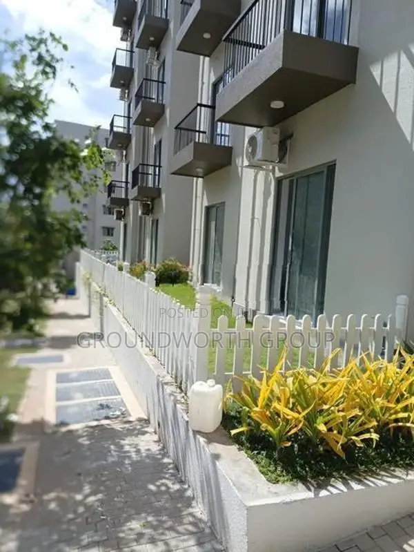 3Bed Apartment with Garden