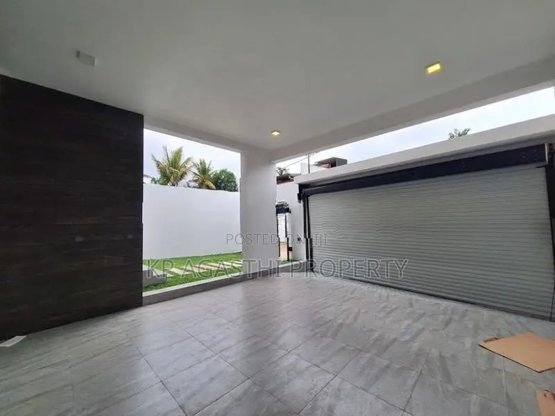 Newly House for Sale in Battaramulla