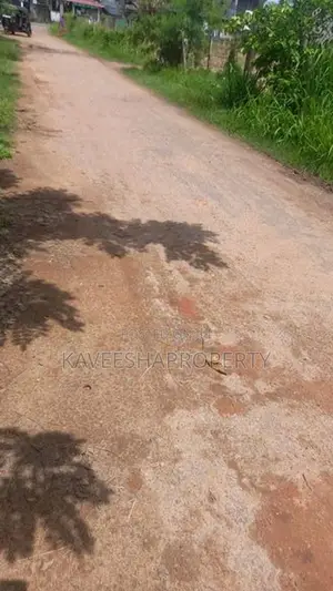 Land for Sale Thalahena