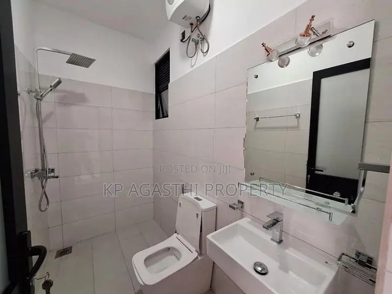Modern House for Sale in Kalubowila