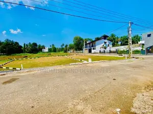 Prime Commercial Land for Sale in Athurugiriya C33