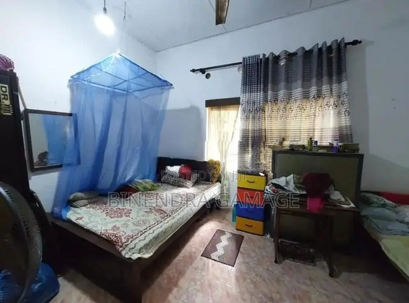House for Sale in Wellampitiya
