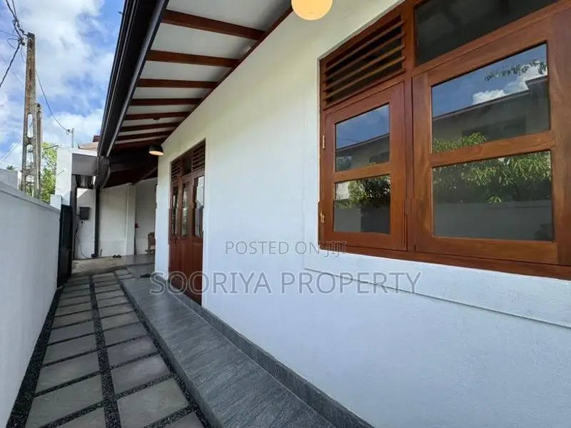 3 Bedroom Brand New House for Sale in Piliyandala