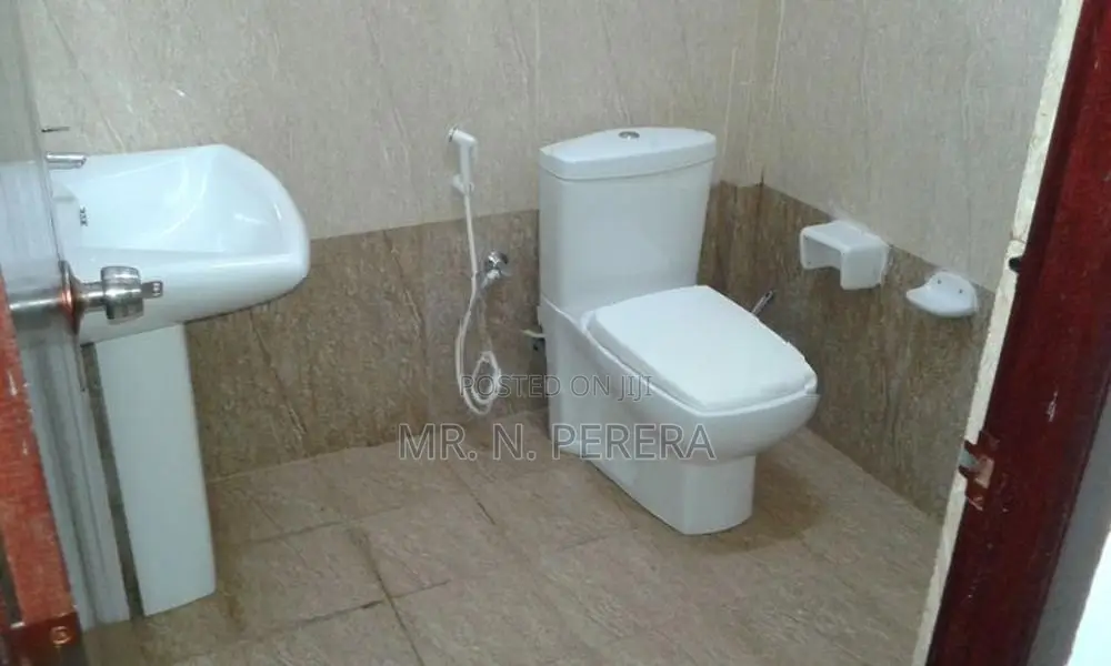 Luxury Room for Rent at Mount Lavinia