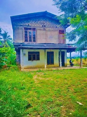 දෙමහල් නිවසක් විකිනීමට බුත්තල