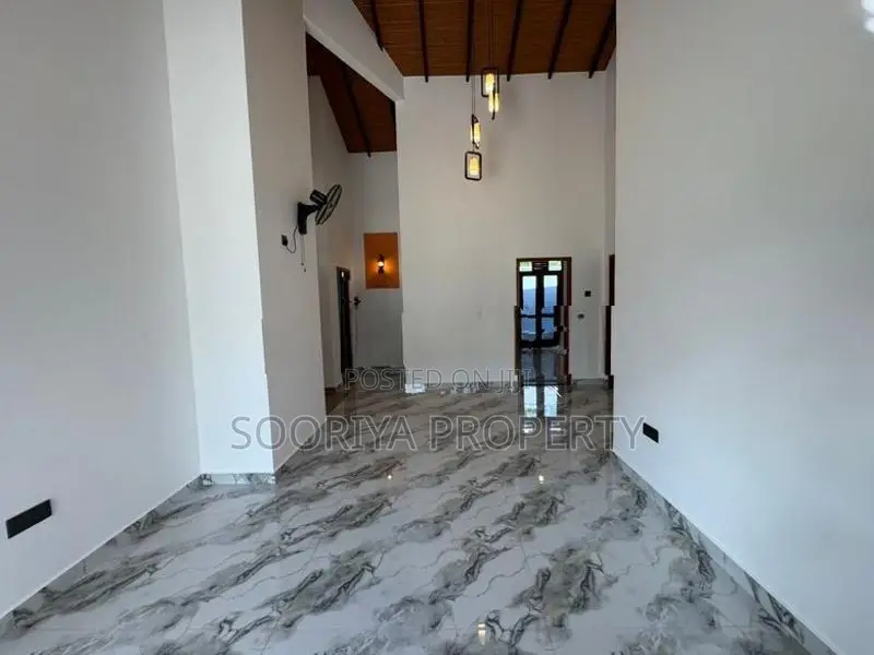 Luxury Brand New House for Sale in Piliyandala
