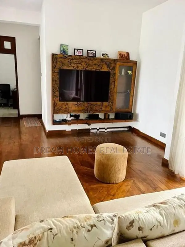 Architecturally Designed Luxury 3-Story House for Sale in Akuregoda