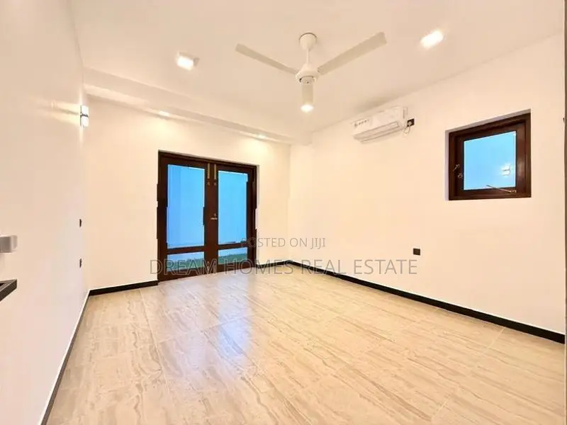 Luxury Brand New Two-Storey House for Sale – Battaramulla