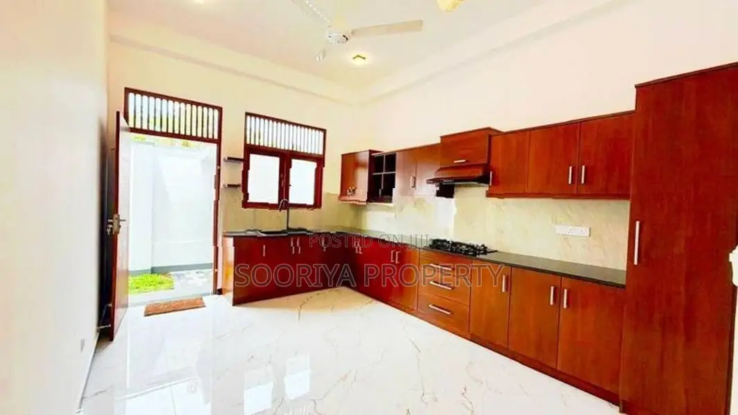 3 Bedroom Brand New House for Sale in Piliyandala
