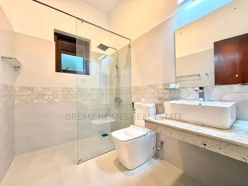 Luxury Brand New Two-Storey House for Sale – Battaramulla