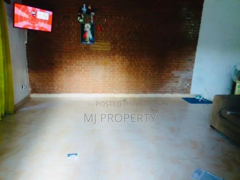(IS-1147) Valuable Two Storey House Sale in Minuwangoda