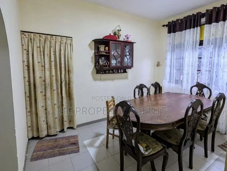 Two Storey House for Sale in Piliyandala