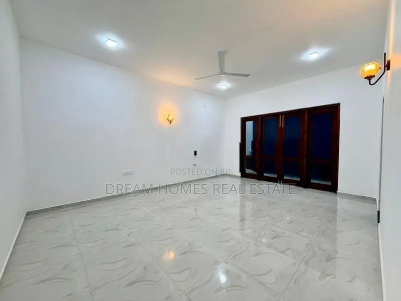 Architect-Designed Super Luxury House for Sale – Hokandara