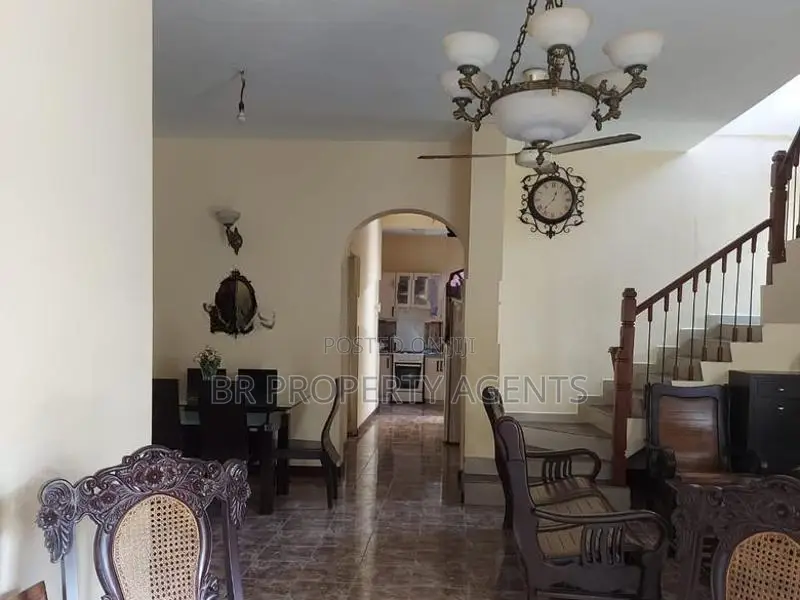 Three Storey House for Sale in Katubedda, Moratuwa
