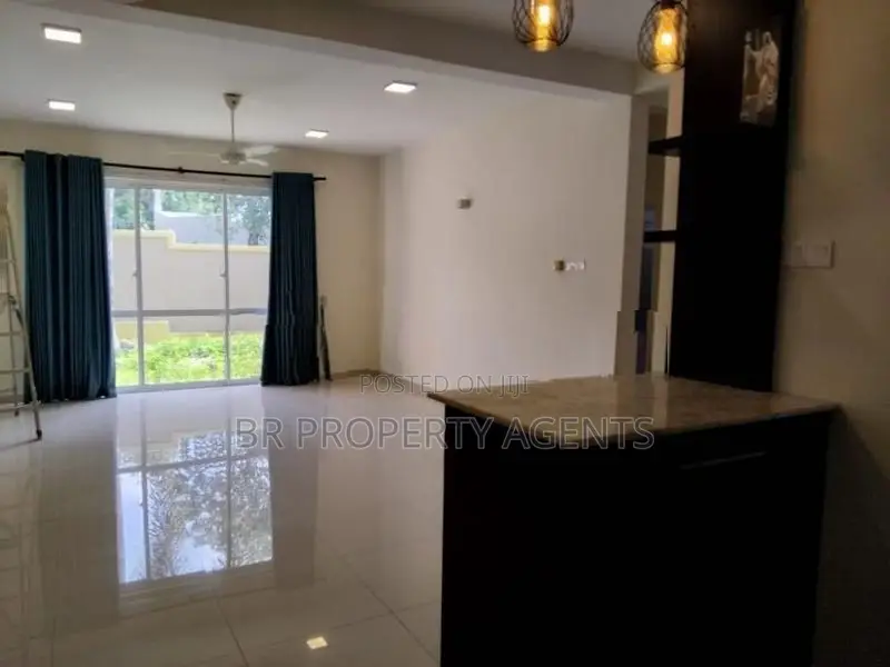 Modern Two Storey House for Sale in Piliyandala