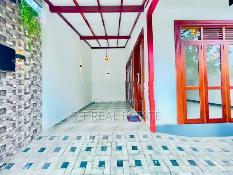 Newly Build Single Storey House For Sale In Kahathuduwa