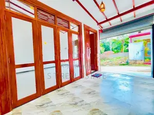 Newly Build Single Storey House For Sale In Kahathuduwa