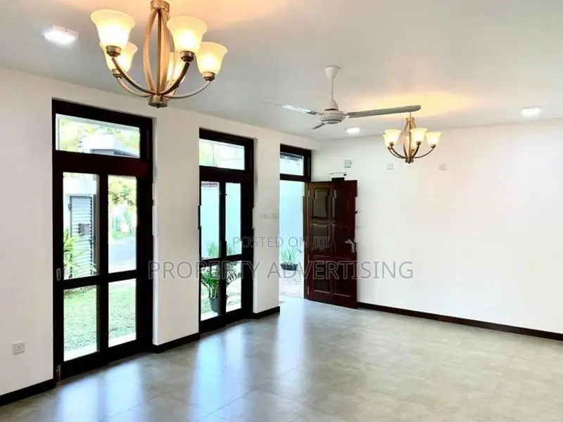 4 BR Thalawathugoda Samagi Mawatha House for rent