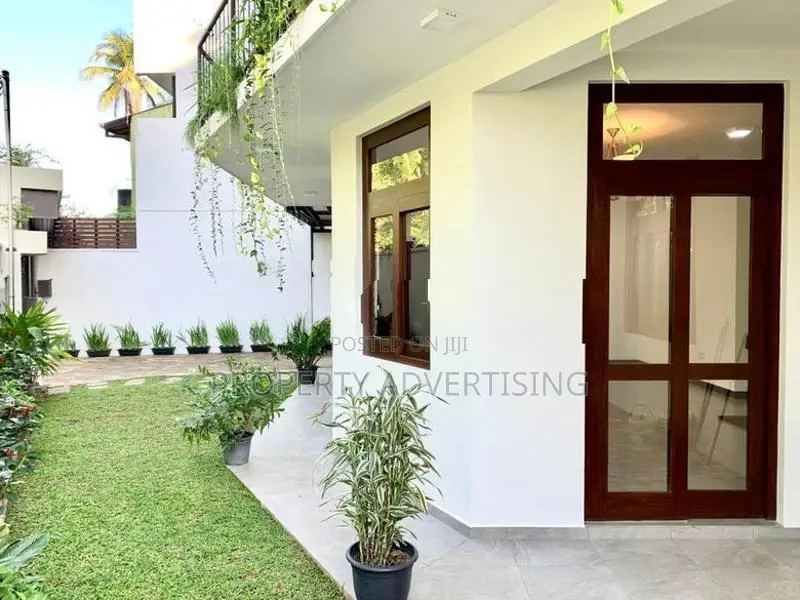 4 BR Thalawathugoda Samagi Mawatha House for rent