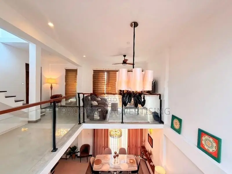 Thalawathugoda 3 BR Luxury House For Sale in Kalalgoda