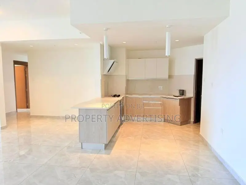 Capital Heights 3 BR Apartment For Sale in Rajagiriya